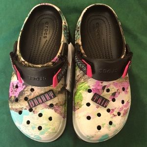 Crocs Classic All-Terrain Desert Trip Clogs Size 9